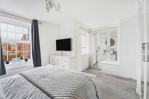 Bedroom- click for photo gallery